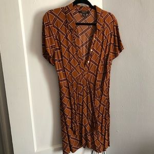 H&M Vintage Pattern buttonup dress with tie detail
